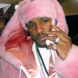 Meet your Posher, Leslie